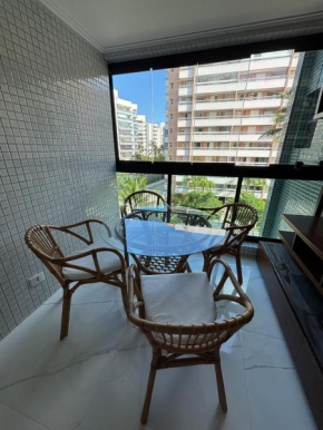 2 blocks from Rivieras beach - remodeled